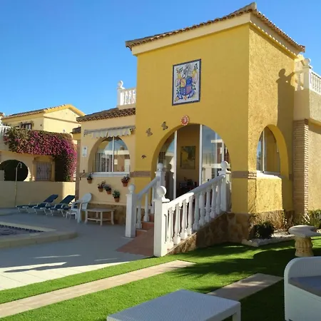 Soleada Con Piscina Privada R12 By Novadesta Villa